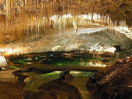 Résultat de recherche d'images pour "LES GROTTES DU CORNADORE Route de Murol 63710 - Saint-Nectaire"