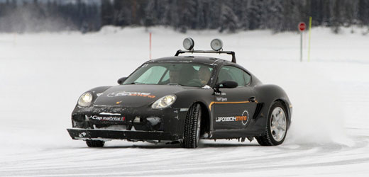 Piloter sur glace en plein cœur de la Laponie
