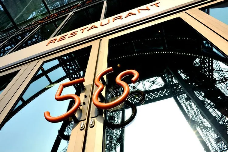 58 Tour Eiffel à Paris 7e (75)