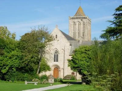 Abbaye Sainte-Trinité à La Lucerne-d'Outremer, Manche (50)