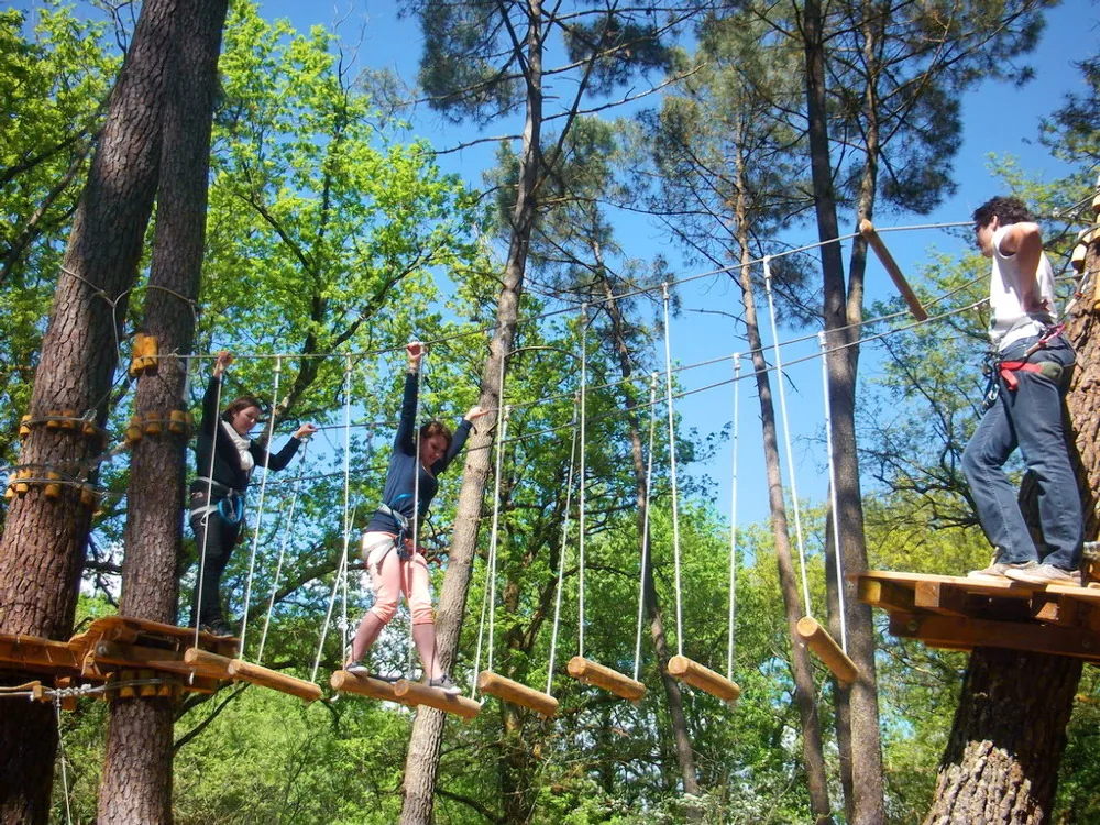 Accrozarbres à Laveyssière, Dordogne (24)
