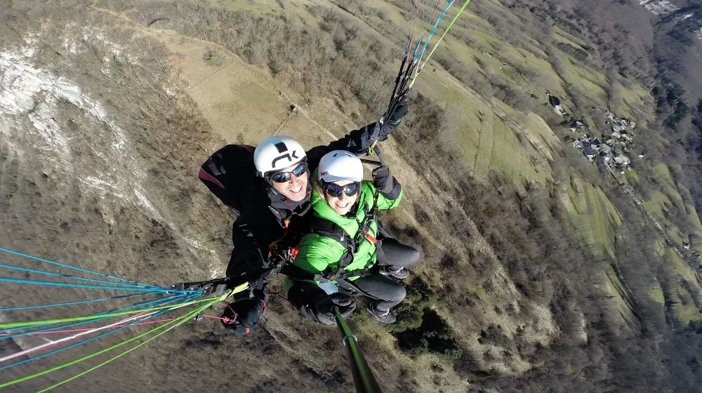 Air Dômes Parapente à Montaigut-le-Blanc, Puy-de-Dôme (63)