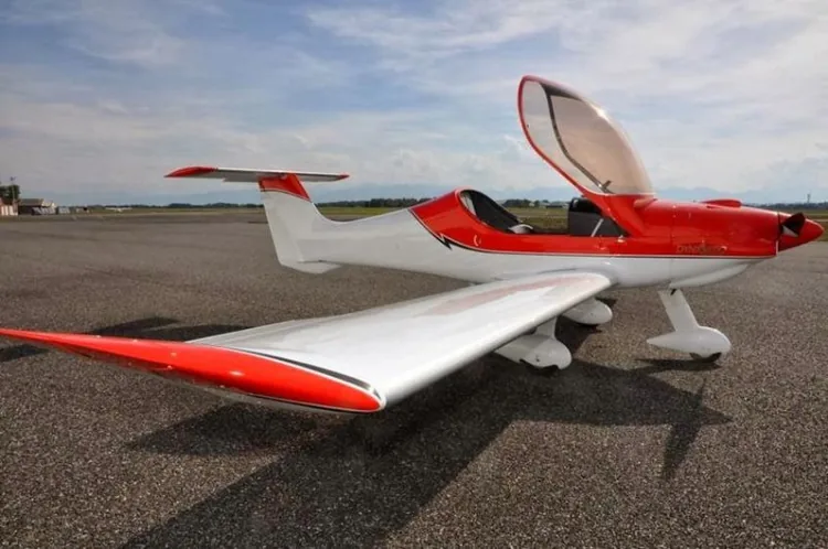 Aquitaine Aviation à Léognan, Gironde (33)