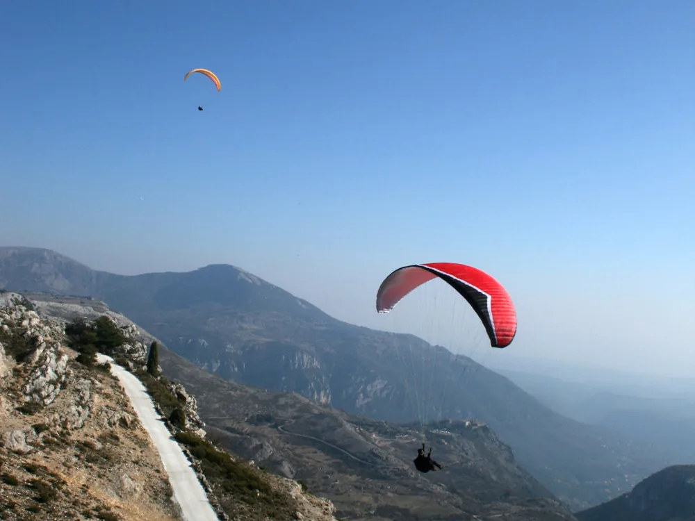 Ascendance à Gourdon, Alpes-Maritimes (06)