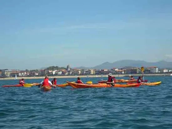Atlantic Pirogue à Ciboure, Pyrénées-Atlantiques (64)
