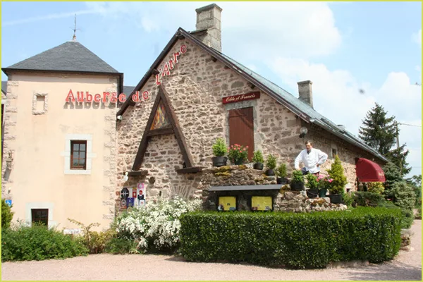 AUBERGE DE L'ATRE à Quarré-les-Tombes, Yonne (89)