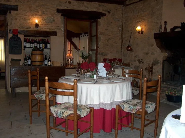 AUBERGE DE PAYS LA GRATADE à Le Vigen, Haute-Vienne (87)