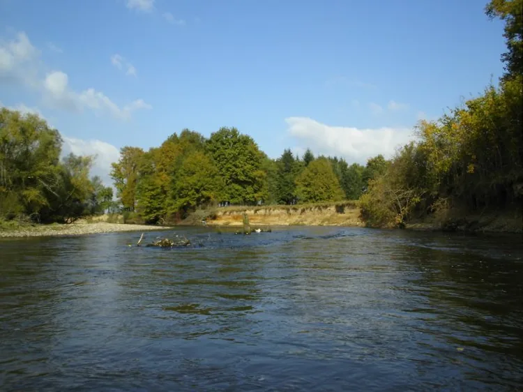 Base Nautique et de Loisirs - Régie du Lac d'Aubusson à Aubusson-d'Auvergne, Puy-de-Dôme (63)