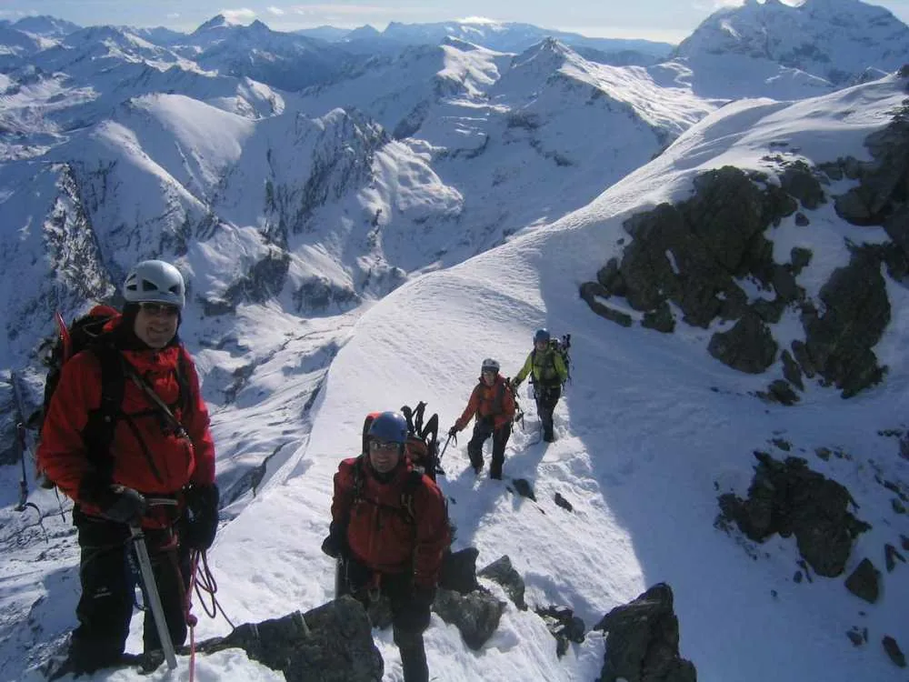 Bureau des Guides et Accompagnateurs Vallée d'Ossau à Laruns, Pyrénées-Atlantiques (64)