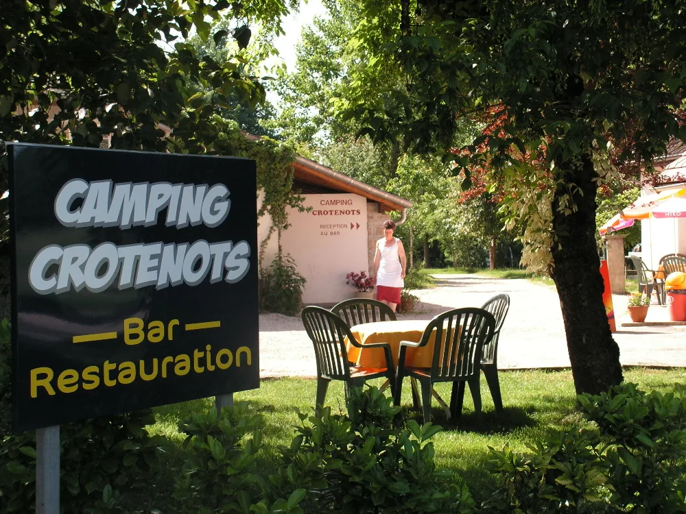 Camping Crotenots à Le Miroir, Saône-et-Loire (71)