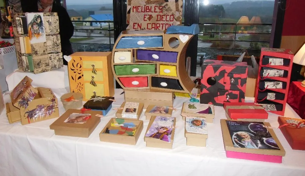 Carton Plein à Montbéliard, Doubs (25)