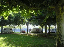 Camping du Port d'Arciat à Crêches-sur-Saône, Saône-et-Loire (71)