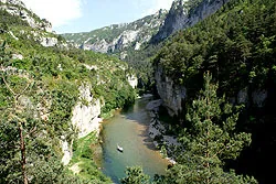 Camping Le Pré Morjal à Ispagnac, Lozère (48)