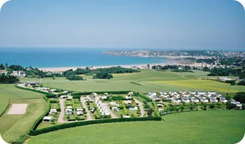 Camping Les Roches à Erquy, Côtes-d'Armor (22)