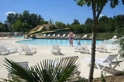 Camping Caravaning du Château de Fonrives à Rives, Lot-et-Garonne (47)