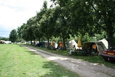 Camping des 2 Rives à Étang-sur-Arroux, Saône-et-Loire (71)