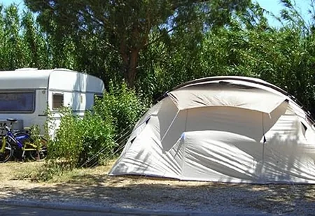 Camping Caravanning Clau-Mar-Jo à Bormes-les-Mimosas, Var (83)