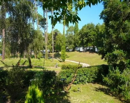 Camping Parc du Val de l'Eyre à Salles, Gironde (33)