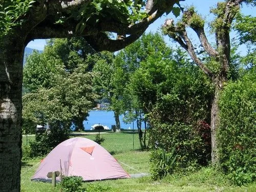 Camping La Chapelle Saint-Claude à Talloires, Haute-Savoie (74)