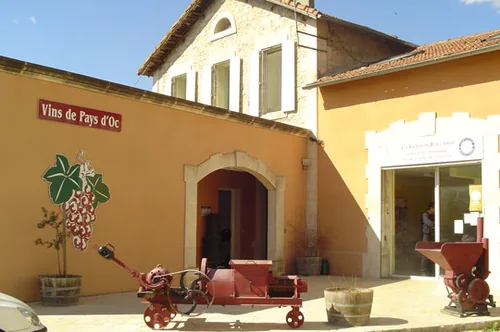 Caveau de la Croix Couverte à Beaucaire, Gard (30)