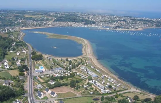 Camping Municipal Ernest Renan à Louannec, Côtes-d'Armor (22)