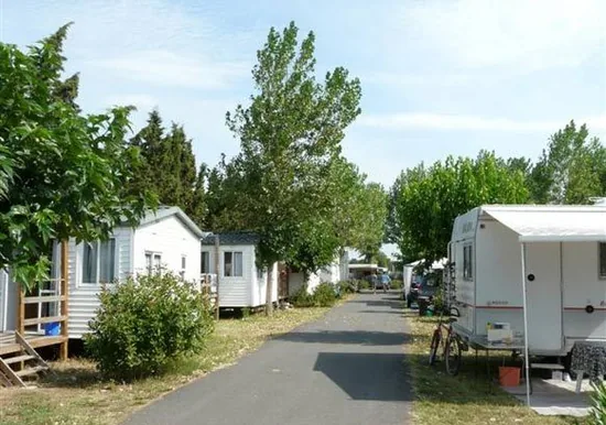 Camping Le Navarre Acas à Vias, Hérault (34)