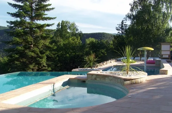 Camping Bellevue à Ria-Sirach, Pyrénées-Orientales (66)