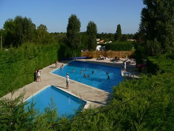 Camping Les Pins à Saint-Palais-sur-Mer, Charente-Maritime (17)