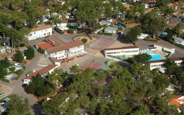 Camping Les Préveils à La Tranche-sur-Mer, Vendee (85)