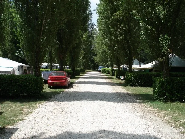 Camping Les 2 lacs à Beauville, Lot-et-Garonne (47)