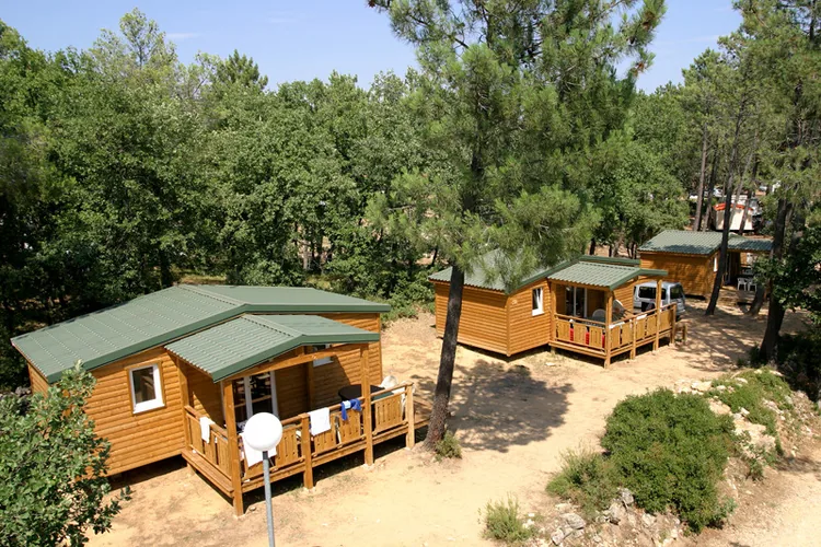 Camping Beauregard à Mornas, Vaucluse (84)