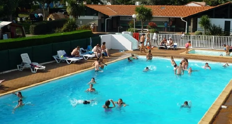 Camping Ur-Onea à Bidart, Pyrénées-Atlantiques (64)