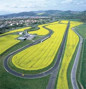 Ceerta Driving Experience à Issoire, Puy-de-Dôme (63)