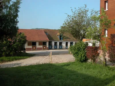 Centre Équestre du Cheval Bleu à Bellengreville, Seine-Maritime (76)
