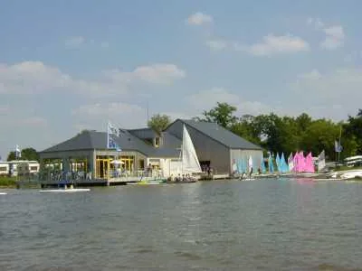 Centre Nautique du Pays d'Aubigne à Feins, Ille-et-Vilaine (35)