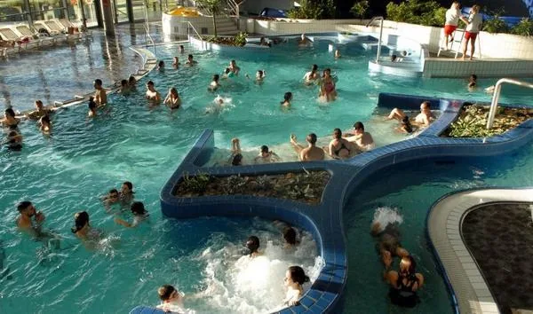 Centre Aquatique du Lac à Tours, Indre-et-Loire (37)