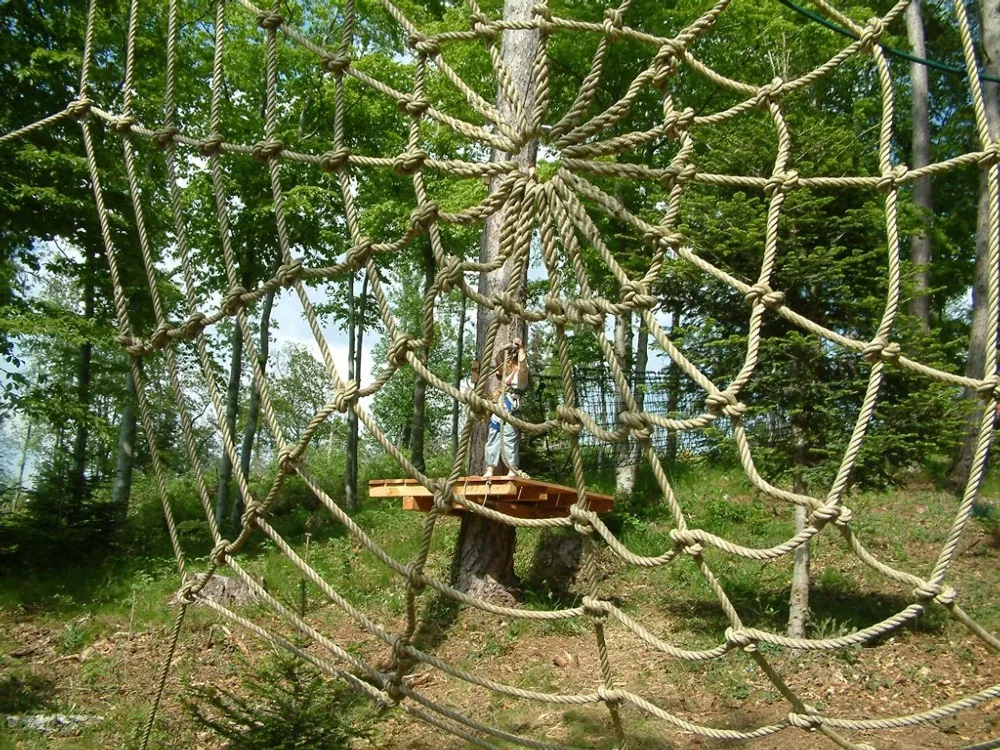 Charade Aventure : Parcours Dans les Arbres à Royat, Puy-de-Dôme (63)