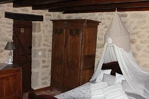 Château Maison Noble St Martin à Saint-Martin-du-Puy, Gironde (33)