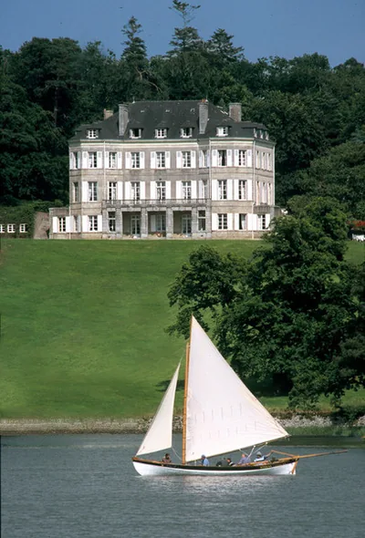 Château de Locguénolé à Kervignac, Morbihan (56)