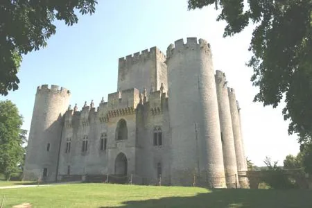 Château de Roquetaillade à Mazères, Gironde (33)