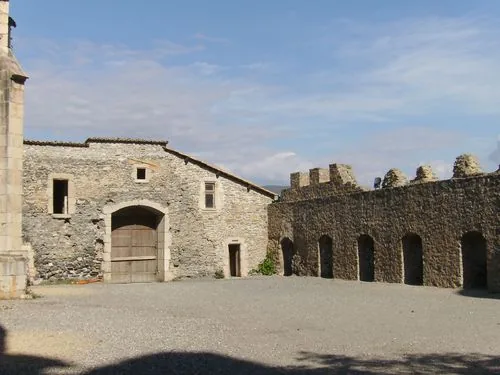 Château Médiéval à Sigoyer, Alpes-de-Haute-Provence (04)