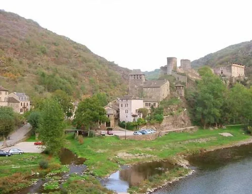 Château d'Esplas à Rebourguil, Aveyron (12)