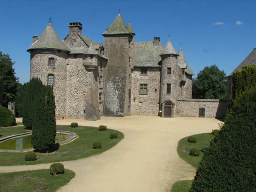 Château de Cordes à Orcival, Puy-de-Dôme (63)