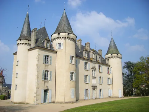 Château de Nexon à Nexon, Haute-Vienne (87)