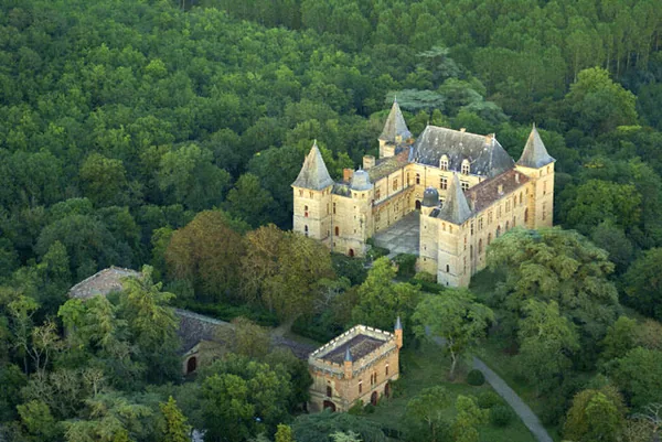 Chateau de Caumont à Cazaux-Savès, Gers (32)