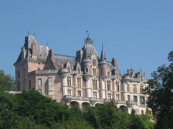 Château de Montigny-le-Gannelon à Montigny-le-Gannelon, Eure-et-Loir (28)