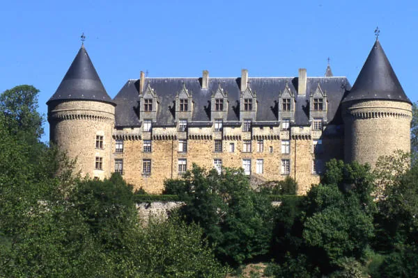 Château de Rochechouart à Rochechouart, Haute-Vienne (87)
