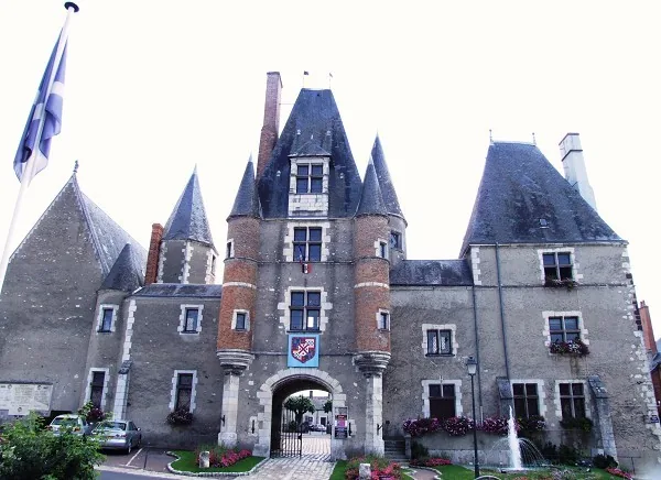 Château des Stuart à Aubigny-sur-Nère, Cher (18)