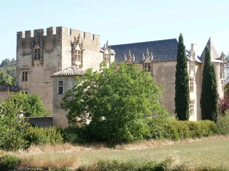 Château Médiéval Allemagne en Provence à Allemagne-en-Provence, Alpes-de-Haute-Provence (04)