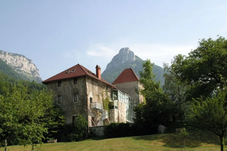Chateau d'Arenthon - Fondation d'art contemporain à Alex, Haute-Savoie (74)
